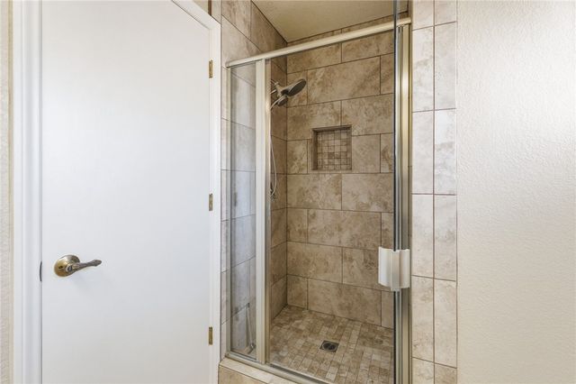 16385 Kamana Court, Apple Valley, CA 92307