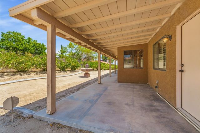 16385 Kamana Court, Apple Valley, CA 92307