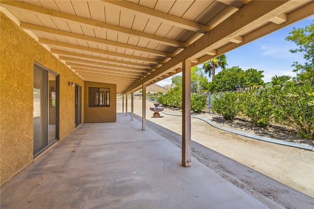 16385 Kamana Court, Apple Valley, CA 92307