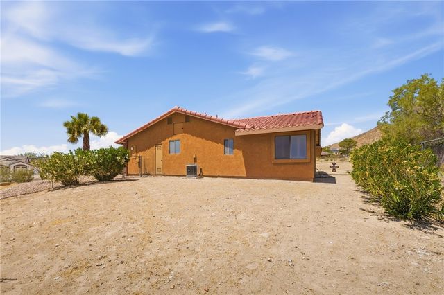 16385 Kamana Court, Apple Valley, CA 92307