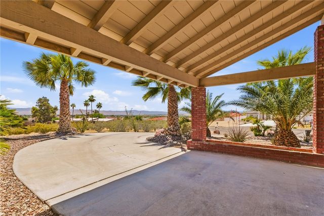 16385 Kamana Court, Apple Valley, CA 92307
