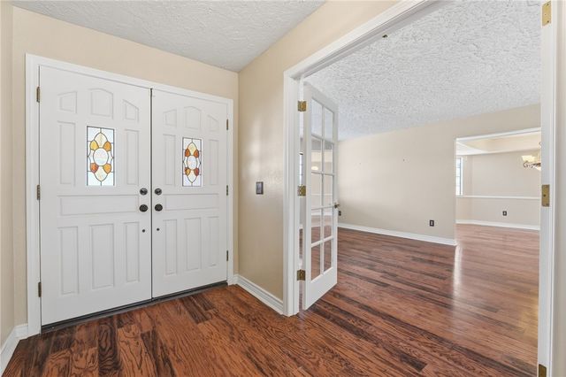 16385 Kamana Court, Apple Valley, CA 92307