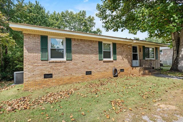 225 Harmon Hill Court, Hopkins, SC 29061