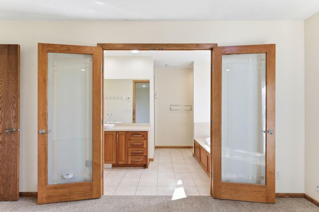 70 Valley Lane, Hastings, MN 55033