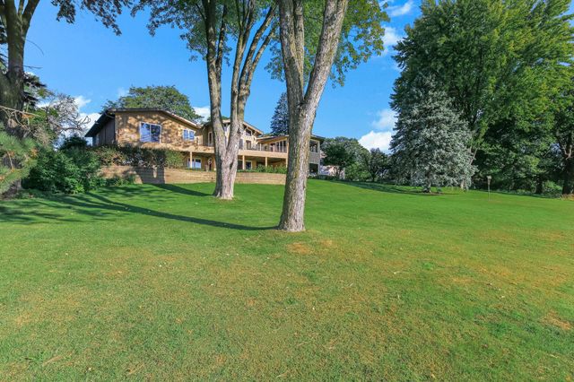 70 Valley Lane, Hastings, MN 55033