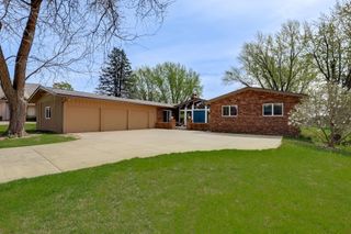 70 Valley Lane, Hastings, MN 55033