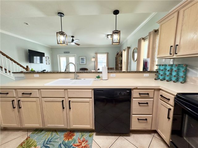 15006 Aruba Dr D, Corpus Christi, TX 78418