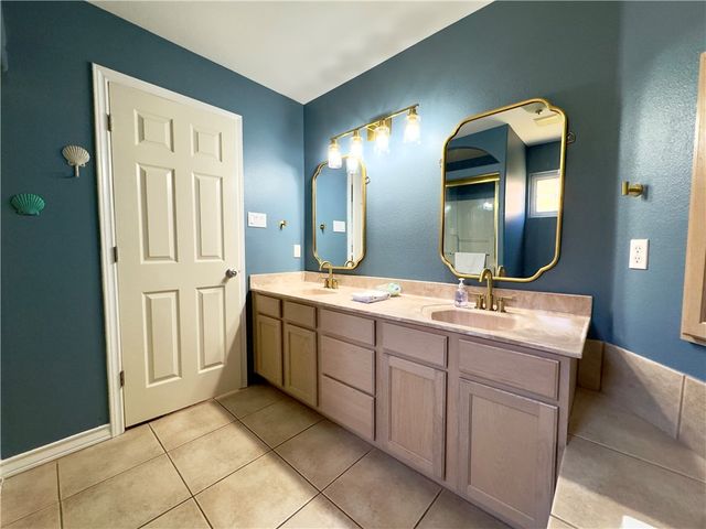 15006 Aruba Dr D, Corpus Christi, TX 78418