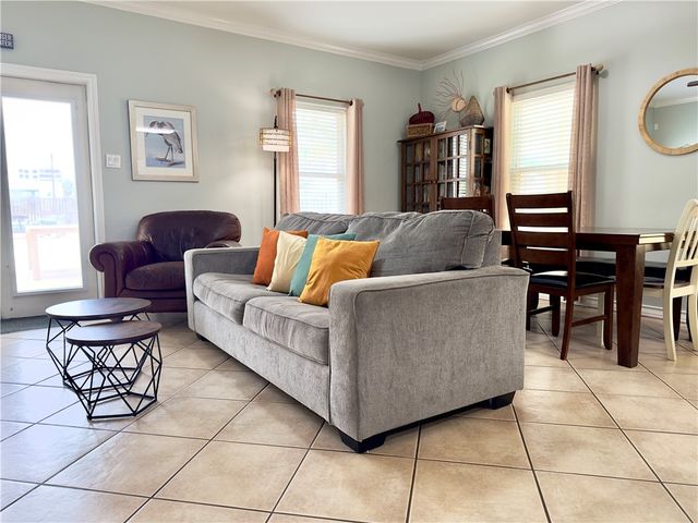 15006 Aruba Dr D, Corpus Christi, TX 78418