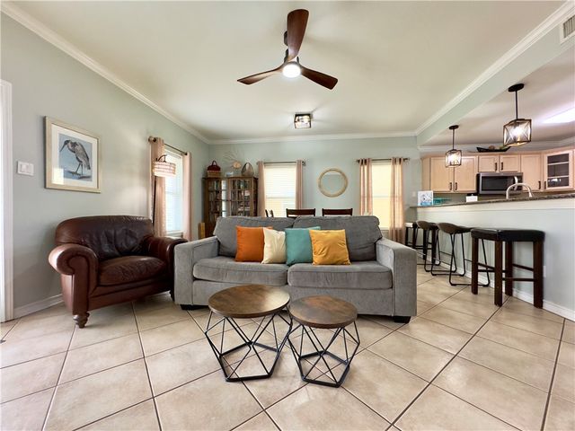 15006 Aruba Dr D, Corpus Christi, TX 78418