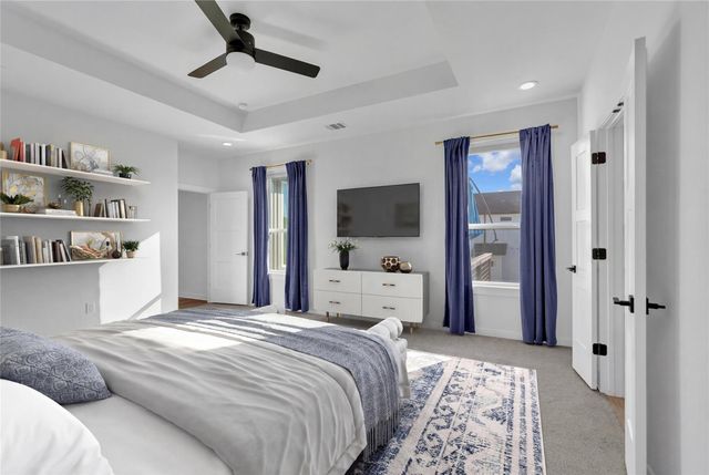 516 Ronay DR S, Spicewood, TX 78669