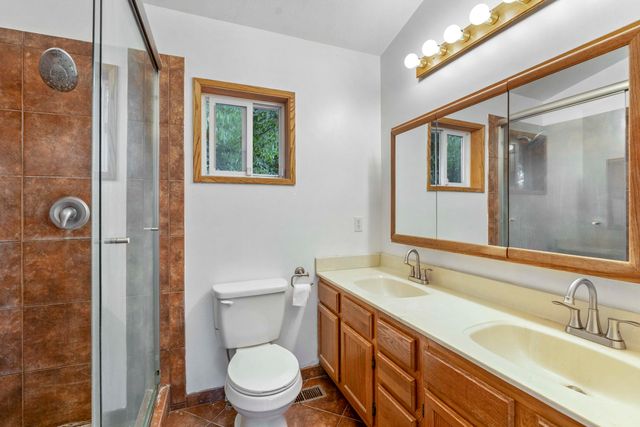 6606 E Wagner Rd, Spokane, WA 99223