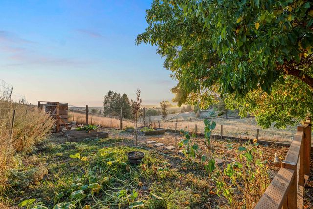 6606 E Wagner Rd, Spokane, WA 99223