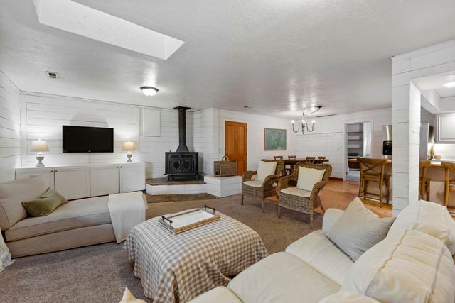 6606 E Wagner Rd, Spokane, WA 99223