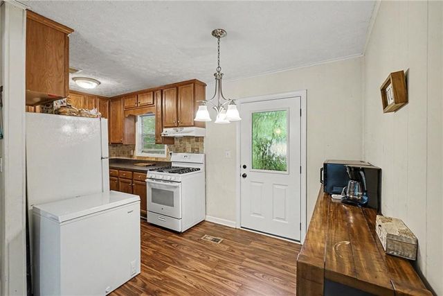 1415 Sycamore Drive, Kennesaw, GA 30152