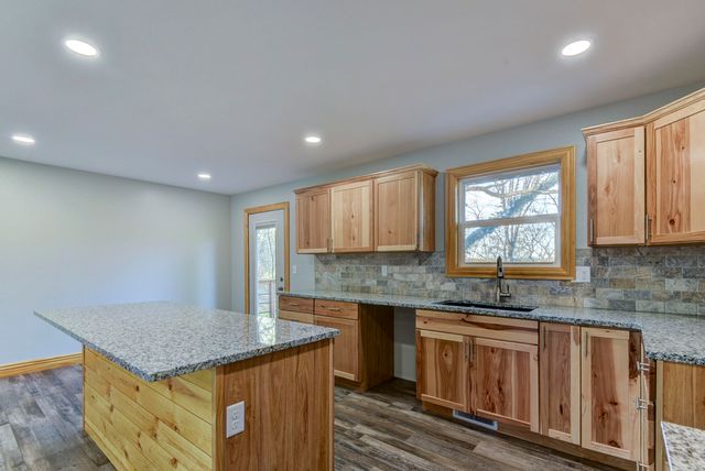 25173 Farm Road 1266, Shell Knob, MO 65747