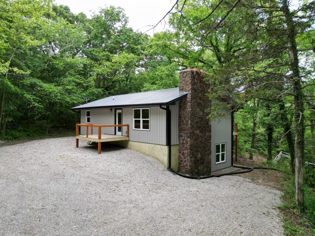 25173 Farm Road 1266, Shell Knob, MO 65747