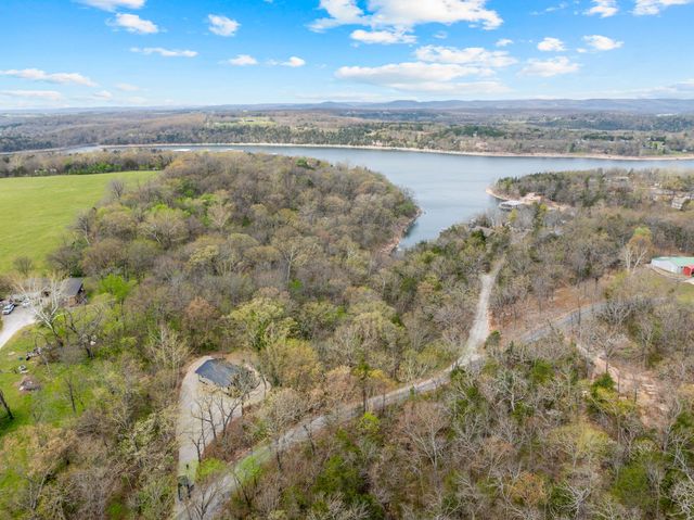 25173 Farm Road 1266, Shell Knob, MO 65747