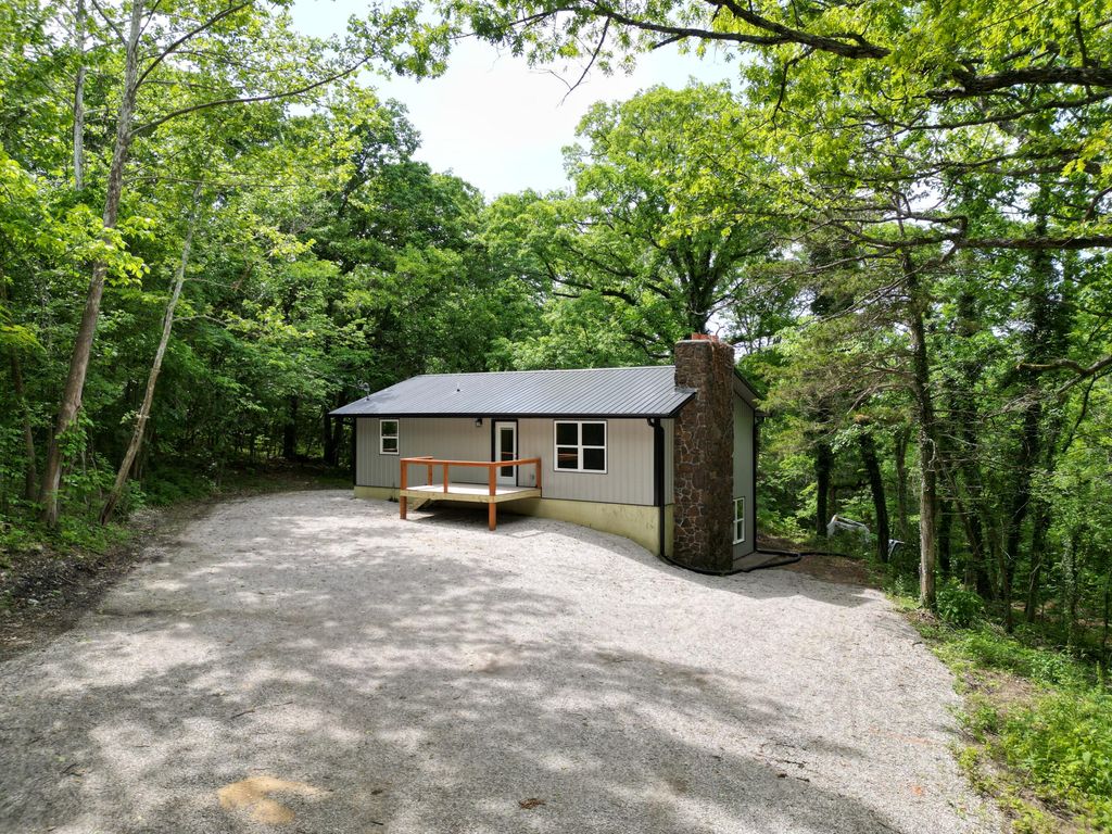 25173 Farm Road 1266, Shell Knob, MO 65747