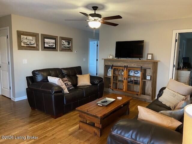 482 Oxmoor Dr, Elizabethtown, KY 42701