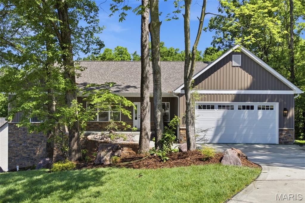 658 Mahogany Drive, Foristell, MO 63348