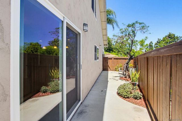 227 Skyridge Lane, Escondido, CA 92026