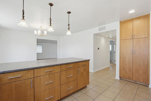 227 Skyridge Lane, Escondido, CA 92026