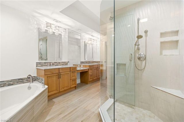 14380 Riva Del Lago DR # 803, Fort Myers, FL 33907