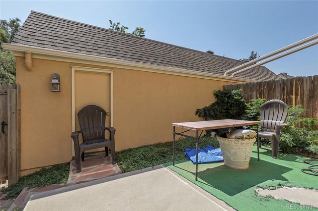 2864 S Vaughn Way, Aurora, CO 80014