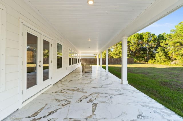 126 Tierra Verde Way, Panama City Beach, FL 32407