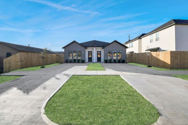 3909 Maggie Street, Houston, TX 77051