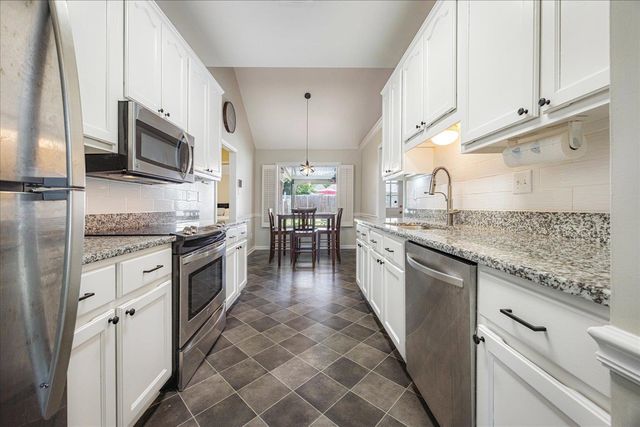 8560 SUNNYVALE ST S, Cordova, TN 38018