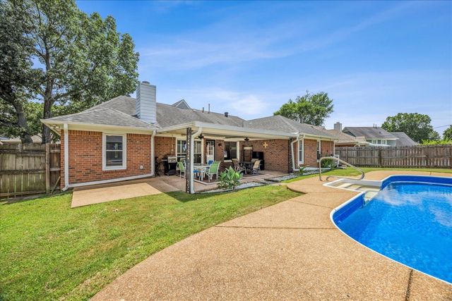 8560 SUNNYVALE ST S, Cordova, TN 38018