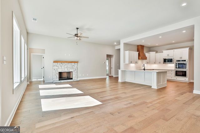 1075 MCINTOSH TRAIL.-LOT1 1, Senoia, GA 30276