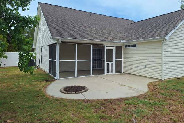 118 Red Cedar Ave., Myrtle Beach, SC 29588