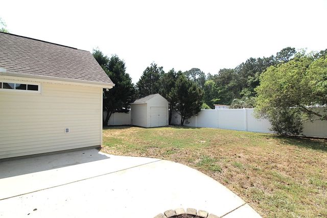 118 Red Cedar Ave., Myrtle Beach, SC 29588