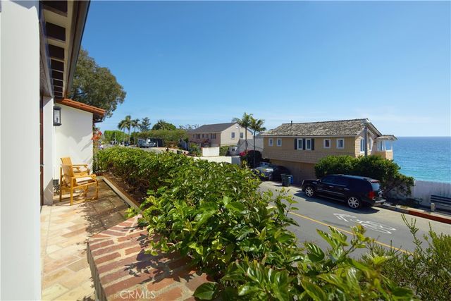 1292 Cliff Drive, Laguna Beach, CA 92651