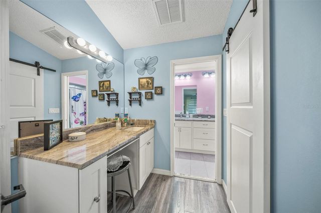 5958 CLUBSIDE DRIVE, Sarasota, FL 34243