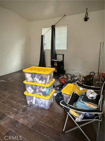 10285 E Belcher, Downey, CA 90242