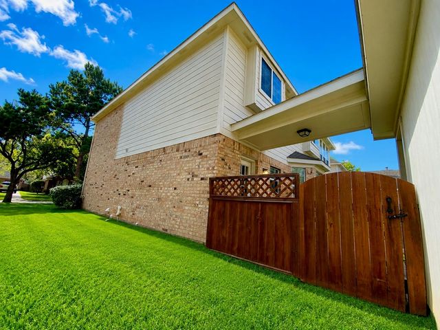 6315 Holly Canyon Court, Katy, TX 77450