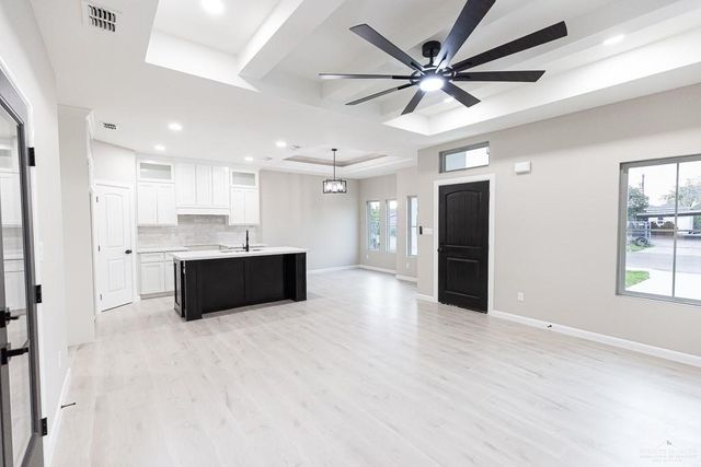 6707 S Amarillo Lane, Pharr, TX 78577