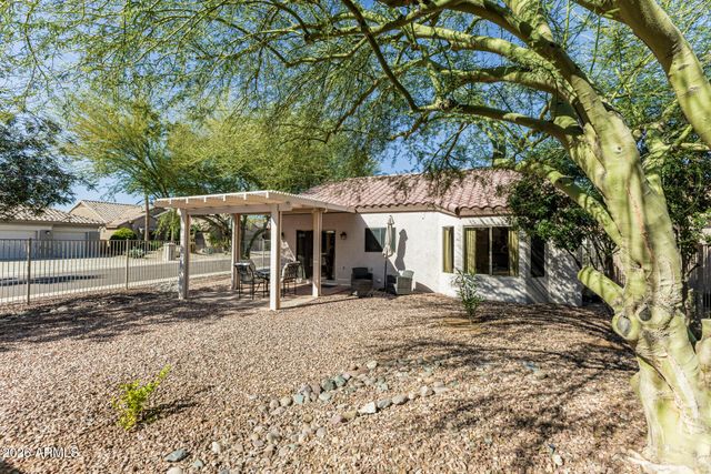 15893 W ARROWHEAD Drive, Surprise, AZ 85374