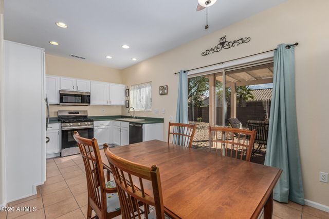 15893 W ARROWHEAD Drive, Surprise, AZ 85374