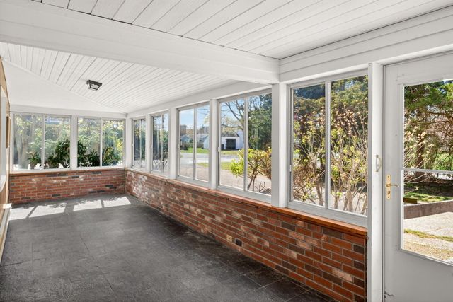 41 Belvidere Road, Falmouth, MA 02540