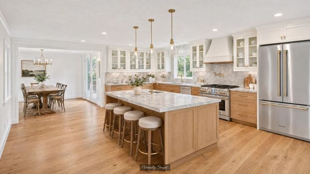 41 Belvidere Road, Falmouth, MA 02540
