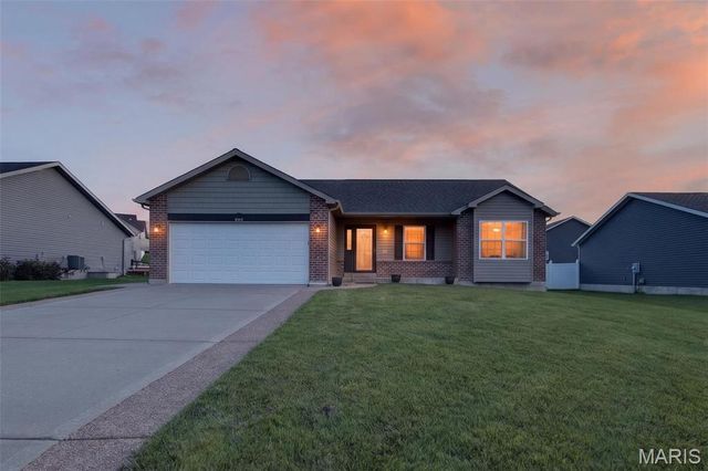 303 Mike Drive, Truesdale, MO 63380