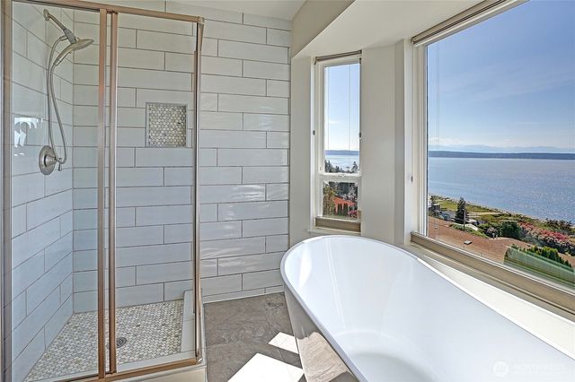 329 Burke Drive, Camano Island, WA 98282