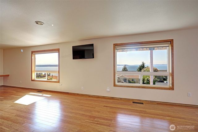 329 Burke Drive, Camano Island, WA 98282
