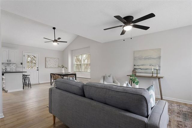 302 S Franklin Street, Spring Hill, KS 66083