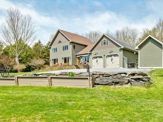 16 Sugarbush Road, Milton, VT 05468
